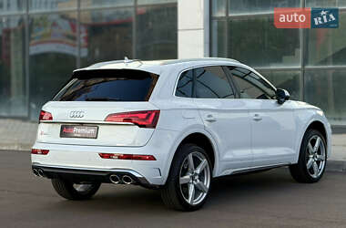 Внедорожник / Кроссовер Audi SQ5 2024 в 