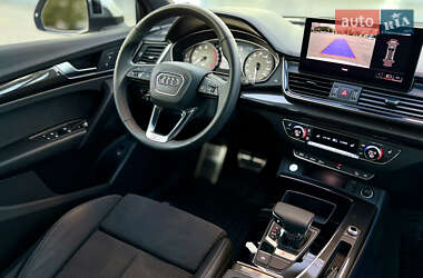 Внедорожник / Кроссовер Audi SQ5 2024 в 