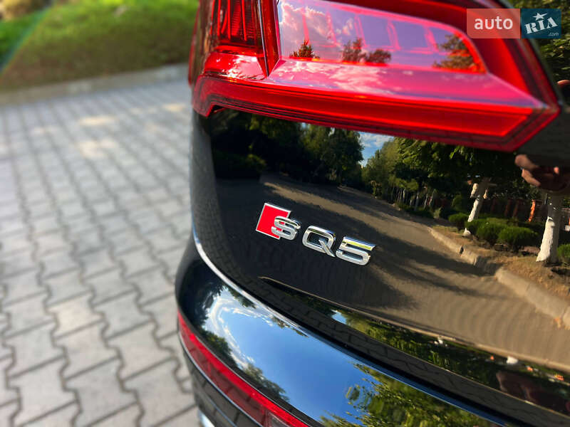 Внедорожник / Кроссовер Audi SQ5 2018 в Одессе