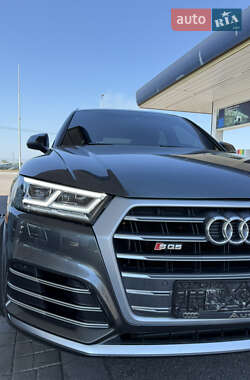 Внедорожник / Кроссовер Audi SQ5 2018 в 