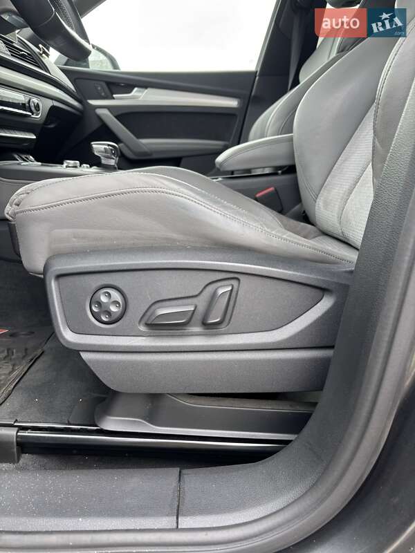 Внедорожник / Кроссовер Audi SQ5 2020 в Ровно