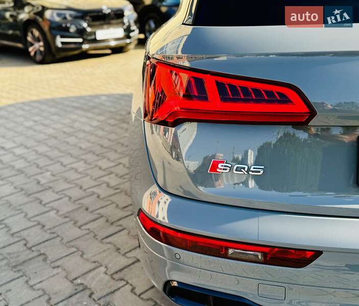Внедорожник / Кроссовер Audi SQ5 2019 в Одессе фото 11 Внедорожник / Кроссовер Audi SQ5 2019 в Одессе
