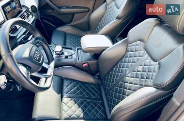 Внедорожник / Кроссовер Audi SQ5 2019 в 