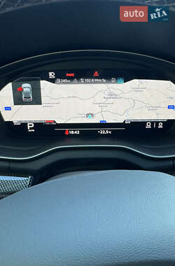 Внедорожник / Кроссовер Audi SQ5 2024 в 