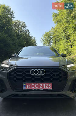 Внедорожник / Кроссовер Audi SQ5 2022 в 