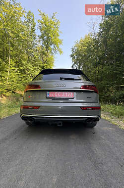 Внедорожник / Кроссовер Audi SQ5 2022 в 