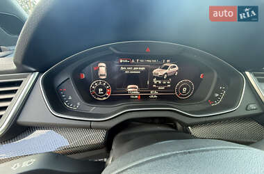 Внедорожник / Кроссовер Audi SQ5 2018 в 