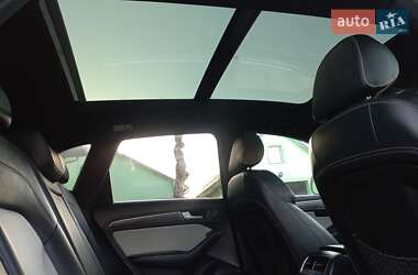 Внедорожник / Кроссовер Audi SQ5 2014 в 