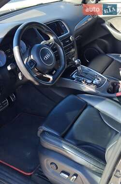 Внедорожник / Кроссовер Audi SQ5 2016 в 