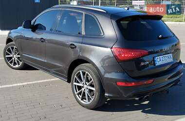 Внедорожник / Кроссовер Audi SQ5 2016 в 