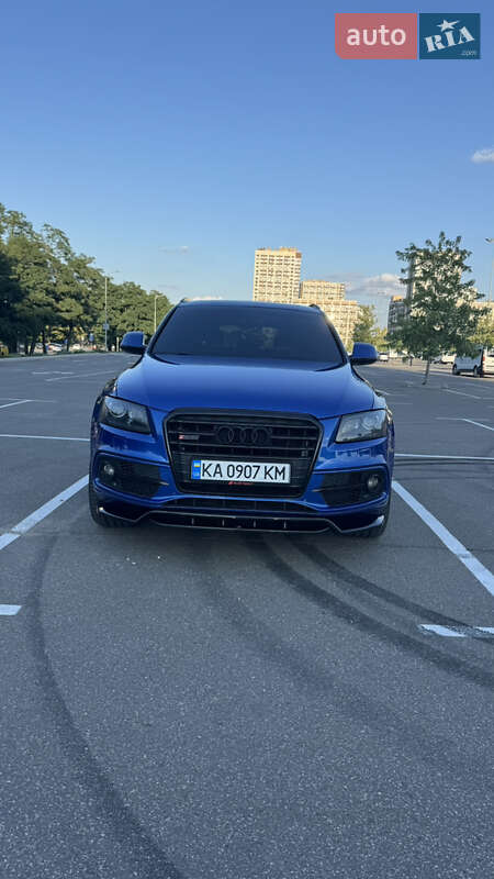 Внедорожник / Кроссовер Audi SQ5 2016 в Киеве