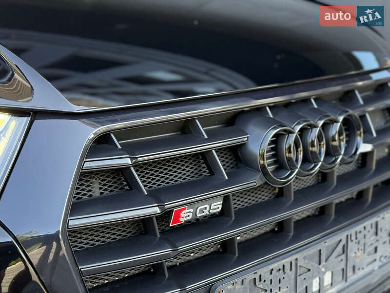 Внедорожник / Кроссовер Audi SQ5 2018 в Львове