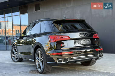 Внедорожник / Кроссовер Audi SQ5 2018 в 