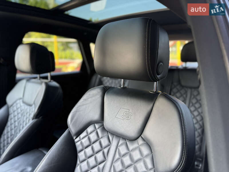 Внедорожник / Кроссовер Audi SQ5 2018 в Львове