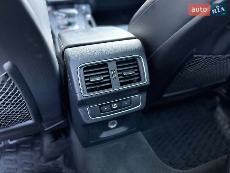 Внедорожник / Кроссовер Audi SQ5 2018 в Львове