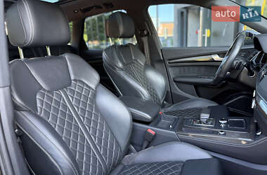 Внедорожник / Кроссовер Audi SQ5 2018 в 