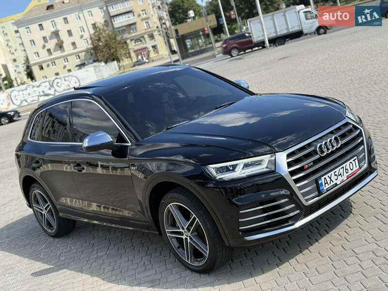 Внедорожник / Кроссовер Audi SQ5 2018 в Харькове