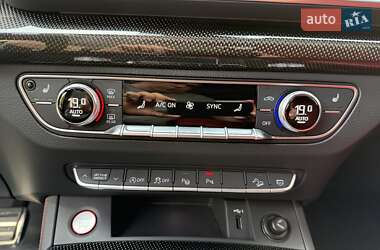 Внедорожник / Кроссовер Audi SQ5 2020 в 