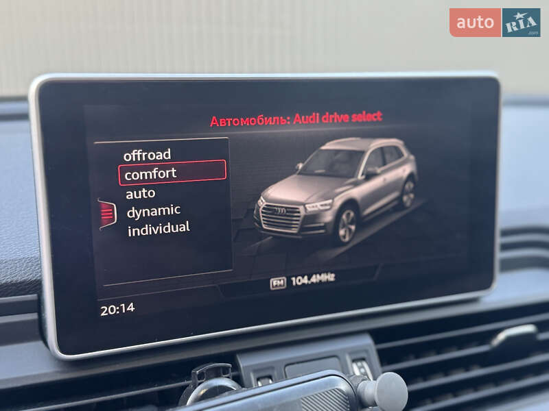 Внедорожник / Кроссовер Audi SQ5 2018 в Жашкове