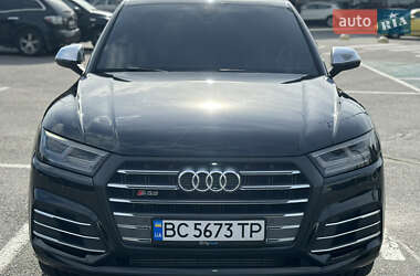 Внедорожник / Кроссовер Audi SQ5 2018 в 