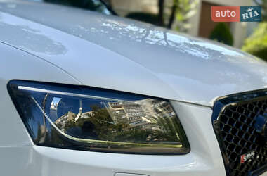 Внедорожник / Кроссовер Audi SQ5 2013 в 