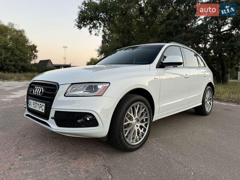 Внедорожник / Кроссовер Audi SQ5 2015 в Киеве