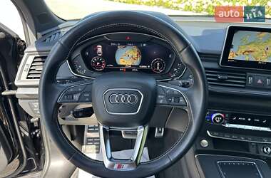 Внедорожник / Кроссовер Audi SQ5 2018 в 