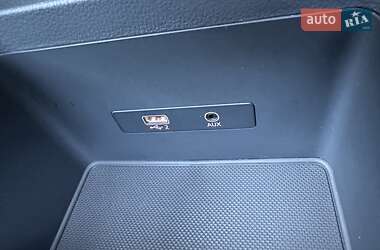 Внедорожник / Кроссовер Audi SQ5 2018 в 