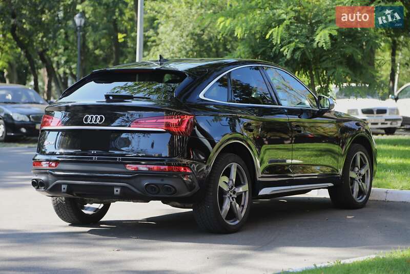 Внедорожник / Кроссовер Audi SQ5 2022 в Харькове