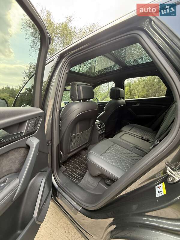 Внедорожник / Кроссовер Audi SQ5 2018 в Киеве