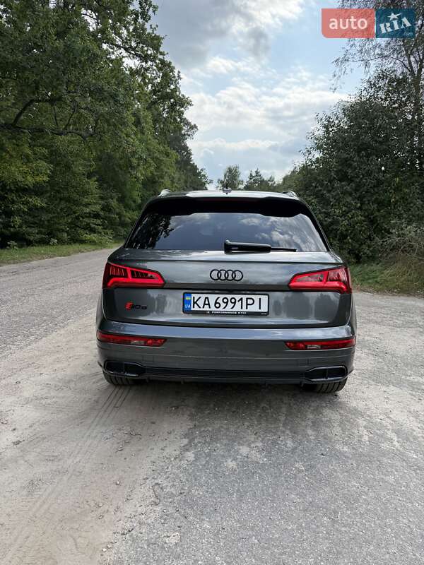 Внедорожник / Кроссовер Audi SQ5 2018 в Киеве