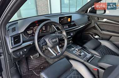 Внедорожник / Кроссовер Audi SQ5 2020 в 