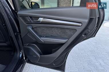 Внедорожник / Кроссовер Audi SQ5 2020 в 