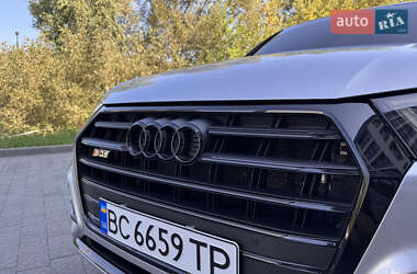 Внедорожник / Кроссовер Audi SQ5 2017 в 