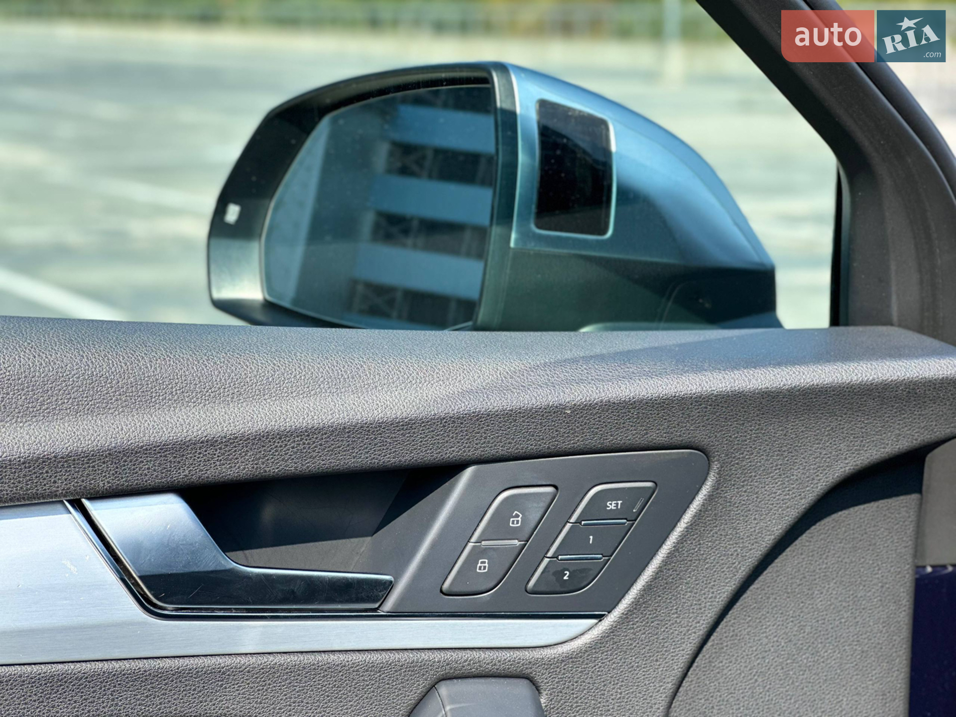 2018 Audi SQ5 - мініатюра 18