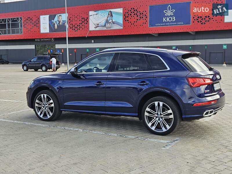 Внедорожник / Кроссовер Audi SQ5 2018 в Киеве