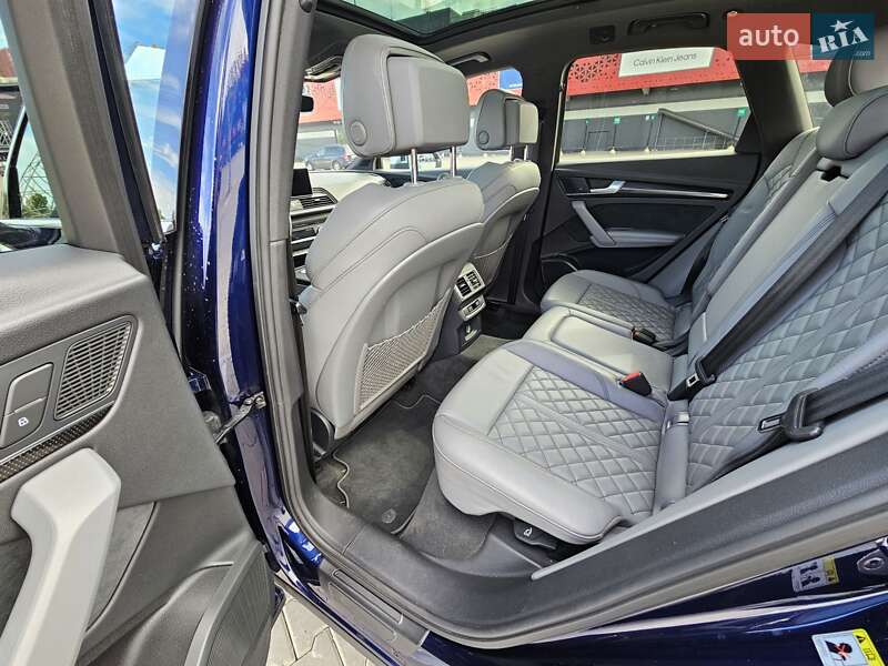 Внедорожник / Кроссовер Audi SQ5 2018 в Киеве