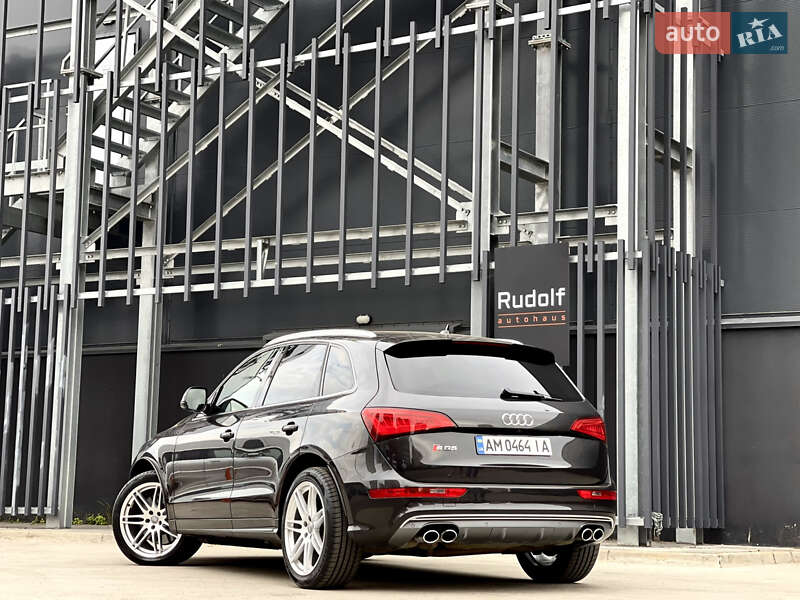 Внедорожник / Кроссовер Audi SQ5 2013 в Киеве