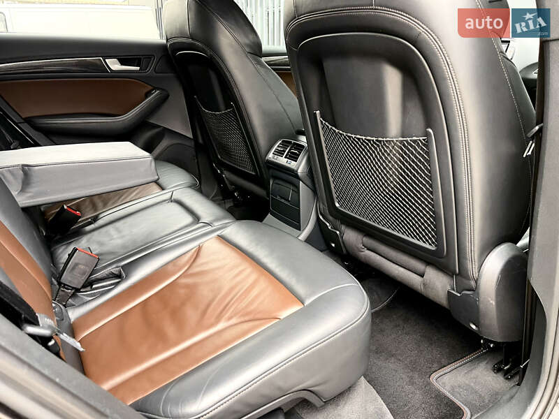 Внедорожник / Кроссовер Audi SQ5 2013 в Киеве