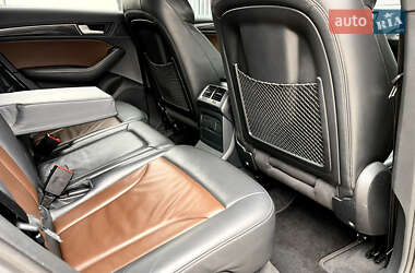 Внедорожник / Кроссовер Audi SQ5 2013 в 