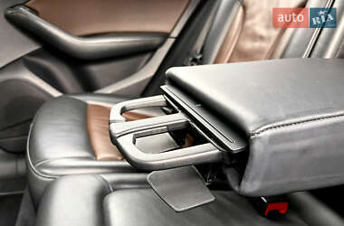 Внедорожник / Кроссовер Audi SQ5 2013 в 