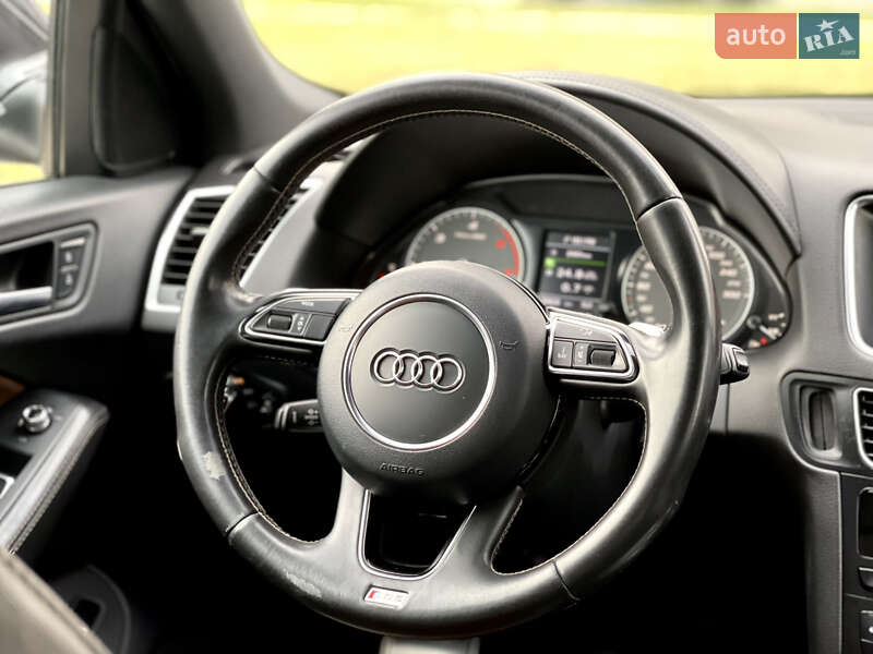 Внедорожник / Кроссовер Audi SQ5 2013 в Киеве