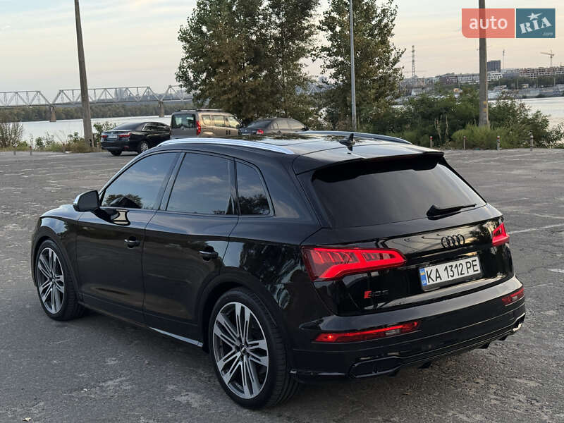 Внедорожник / Кроссовер Audi SQ5 2017 в Киеве