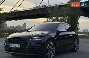 Внедорожник / Кроссовер Audi SQ5 2017 в 
