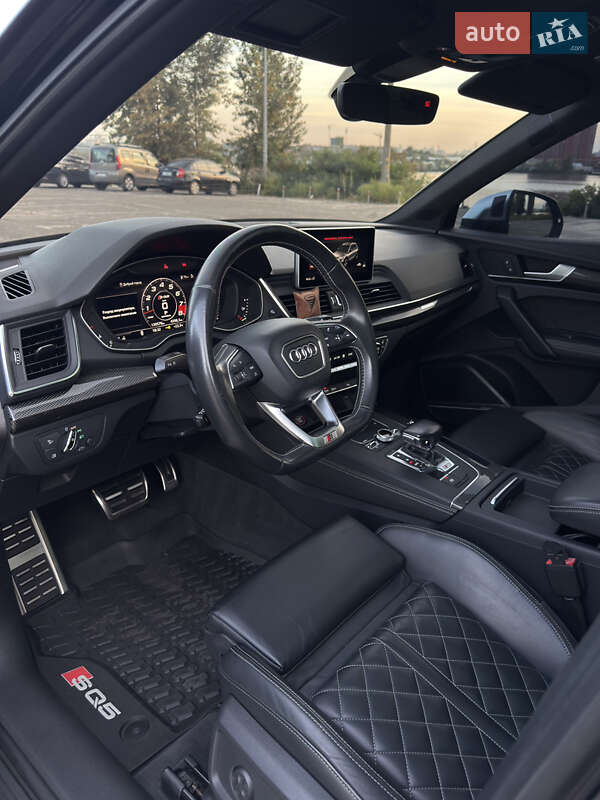Внедорожник / Кроссовер Audi SQ5 2017 в Киеве