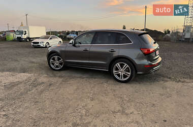 Внедорожник / Кроссовер Audi SQ5 2015 в 