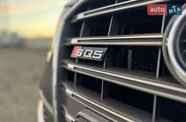 Внедорожник / Кроссовер Audi SQ5 2015 в 