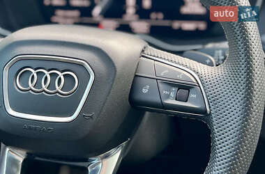 Внедорожник / Кроссовер Audi SQ5 2021 в 