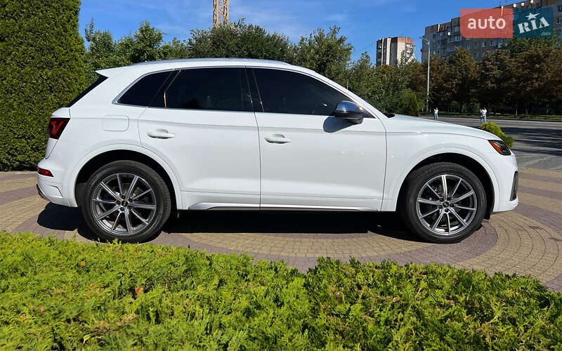 Внедорожник / Кроссовер Audi SQ5 2020 в Львове