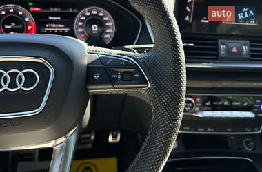 Позашляховик / Кросовер Audi SQ5 2020 в 